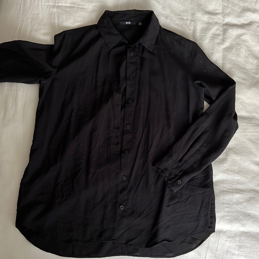 UNIQLO Black Button Up - Size XS